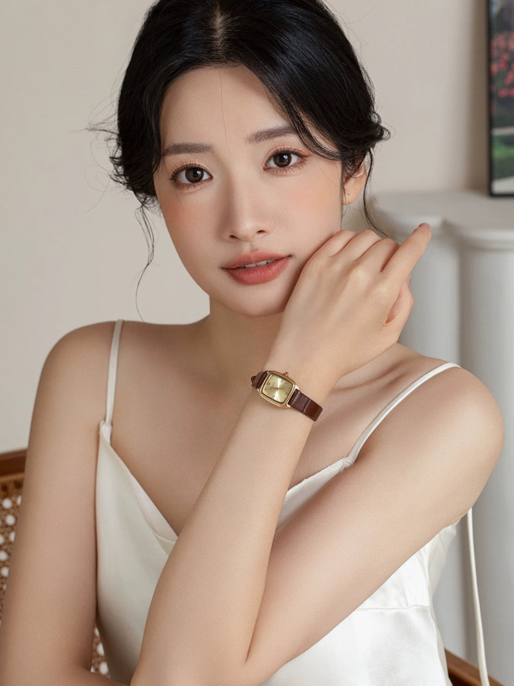 复古港风小金表2025新款手表女方形小众轻奢瑞士正品高级气质防水