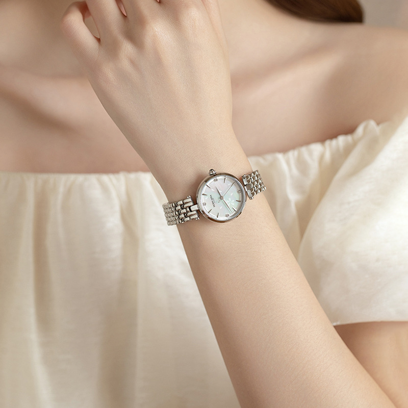 Flora Pearl Watch
