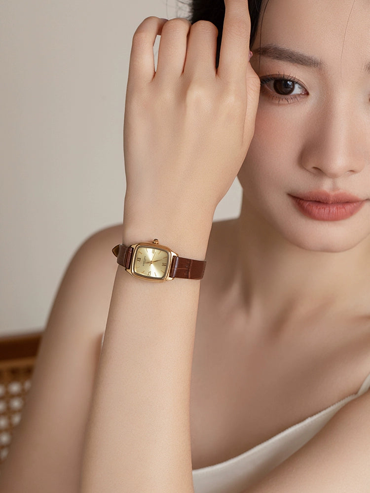 复古港风小金表2025新款手表女方形小众轻奢瑞士正品高级气质防水